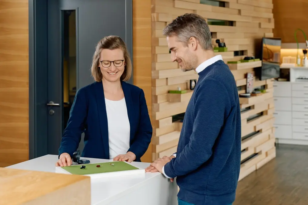 260228_Beratung_IO_1745R_small_1024