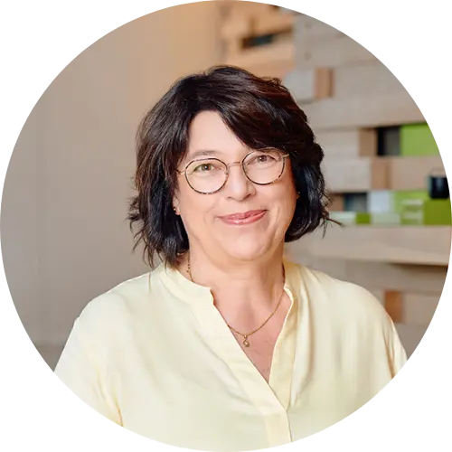 Iris_rund Iris Wagner, Reparatur- und Servicespezialistin